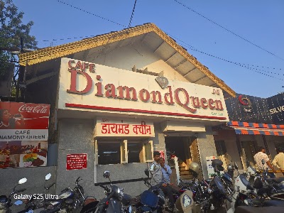 Cafe Diamond Queen